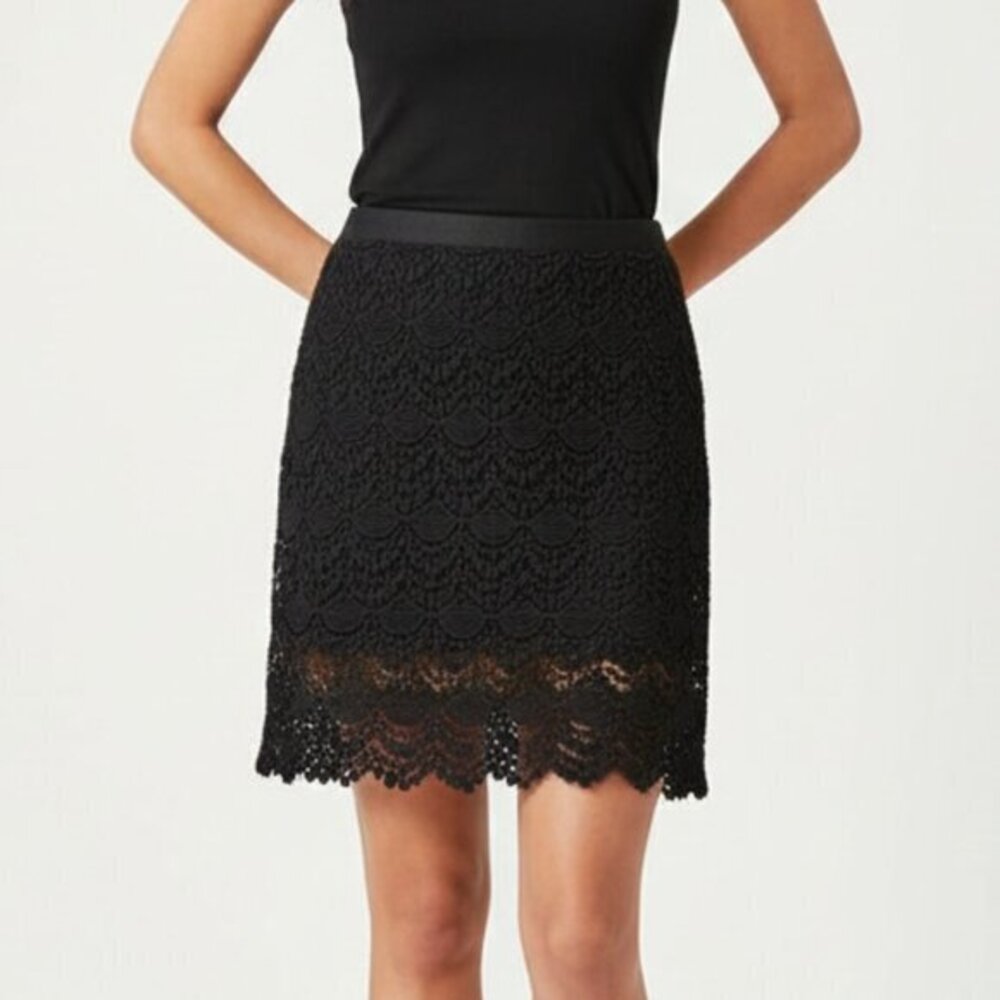 MANGO Women's Mini Skirt Black Lace Scalloped hem XS business casual Whimsigoth